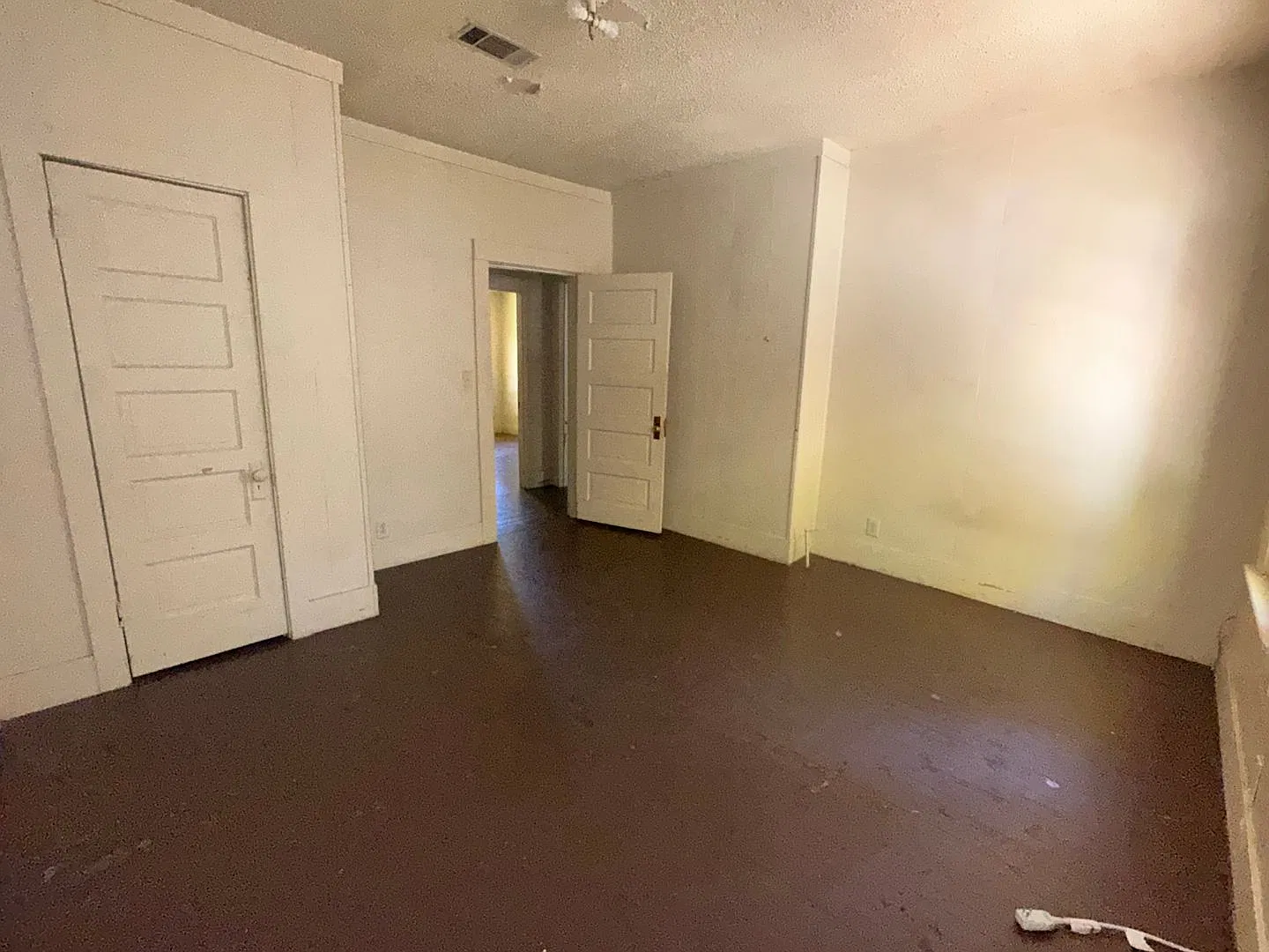Cute 3 bedroom duplex — Photo 4