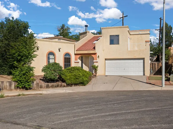 5205 Esperanza Ct NW, Albuquerque, NM 87105