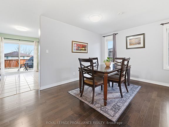 5th image of 29 Ridgeview Ln