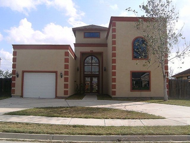 1st image of 4660 Larkspur Dr
