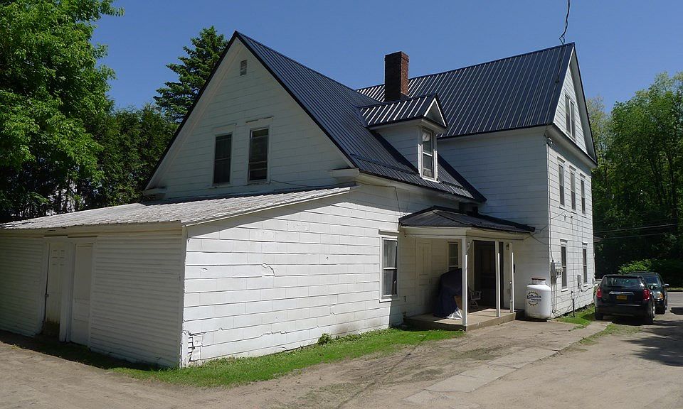 2nd image of 170-172 Elm St