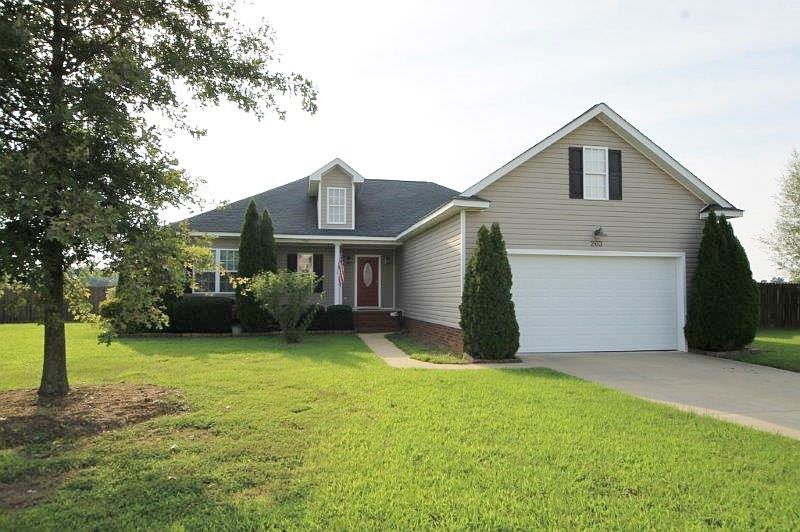 1st image of 203 Heron Dr