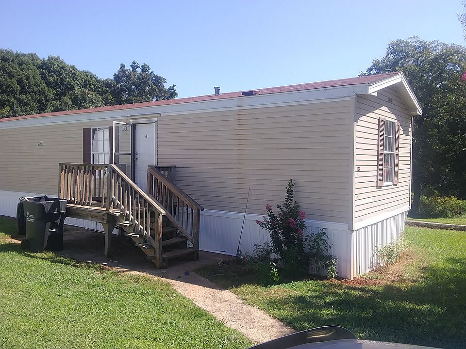 2nd image of 309 Polo Dr #17