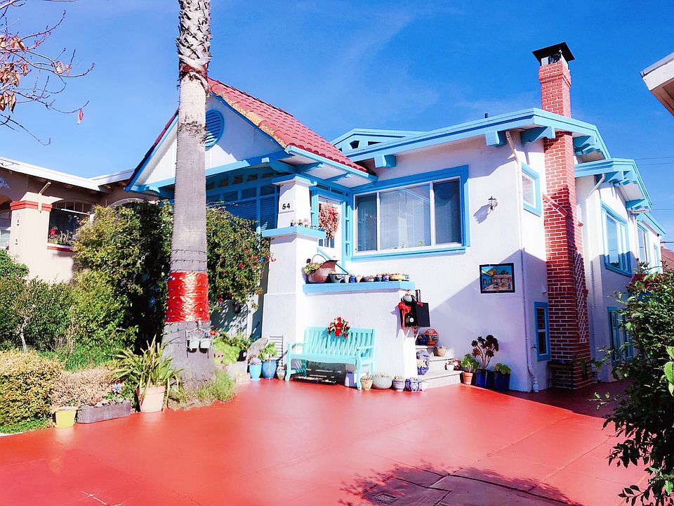 1st image of 52 Eastwood Dr #1