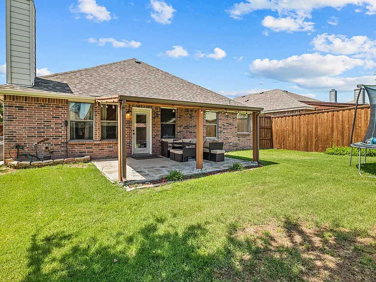 5540 Crestwood Dr — Photo 17