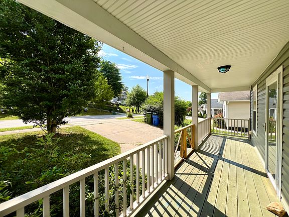 3rd image of 130 Warren Haynes Dr