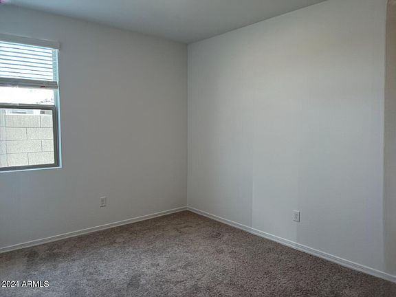 4th image of 25522 N 76TH Lane