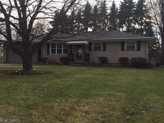 1st image of 1547 Country Club Ave