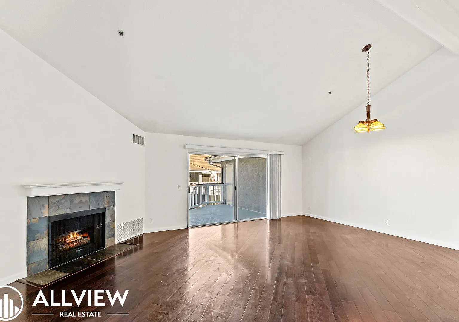 Spacious 3 Bedroom Garden Grove Home | 2-Car Garage, In-Unit Laundry, Pool & Private Balcony — Photo 4