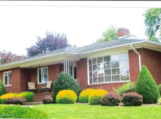 2 Grandview Ave, Hanover Township, PA
