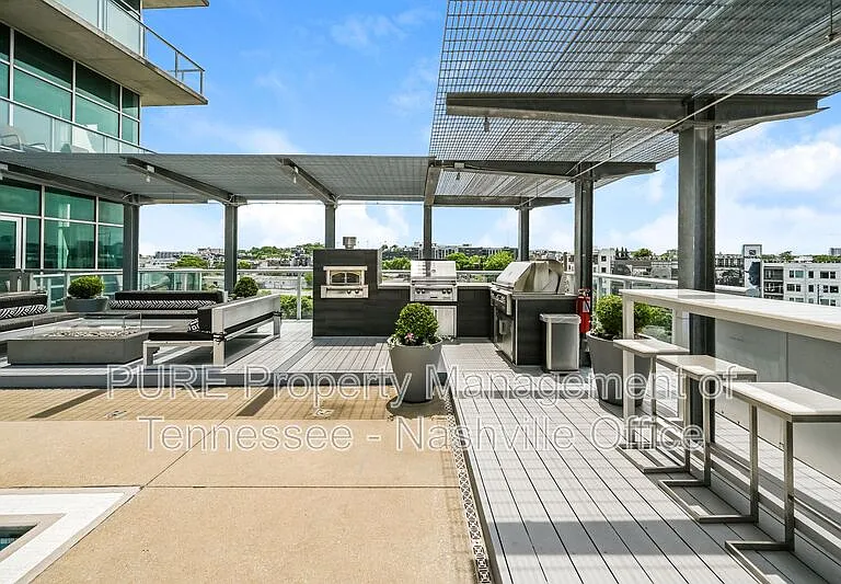 700 12th Ave S #1404 — Photo 37