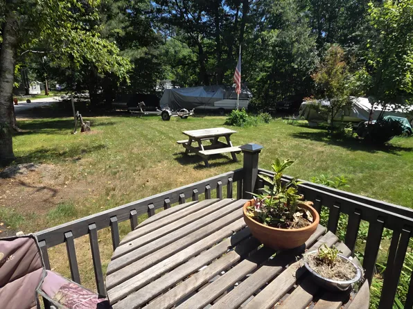 11 Deer Road, Dayton, ME 04005