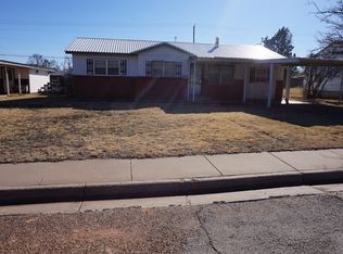 24 Houston Rd, Tulia, TX 79088