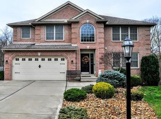 305 Daniela Dr, New Kensington, PA 15068