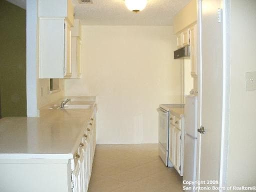 4th image of 6927 BROOKPORT DR