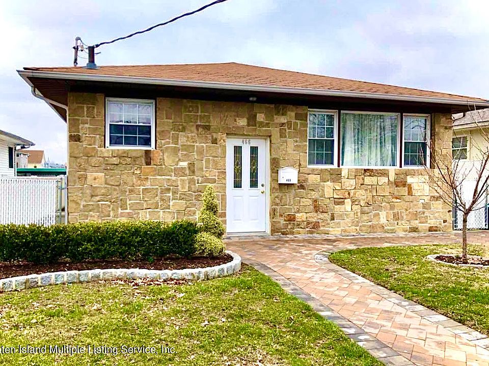 2nd image of 466 Mason Ave