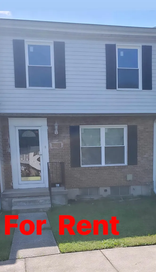 1503 Harford Square Dr photo 1