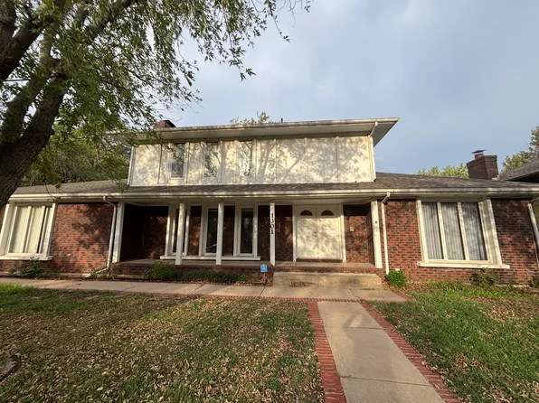 1301 N Westlink Ave, Wichita, KS 67212