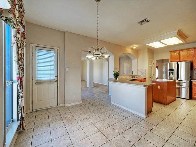601 Indian Run Dr — Photo 13
