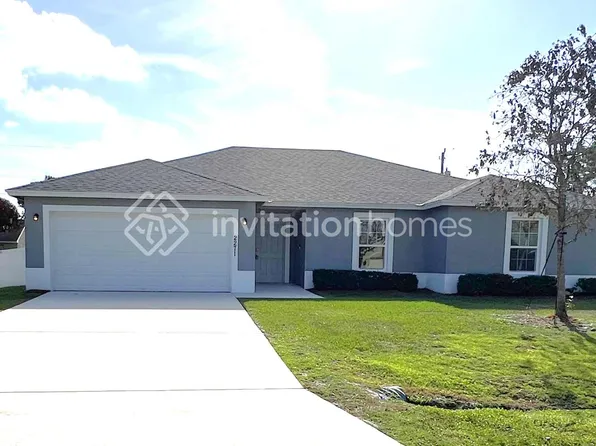 2271 SE Maize St, Port Saint Lucie, FL 34952