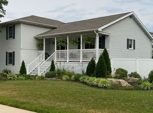 2893 Sparrow Dr, York, PA 17408