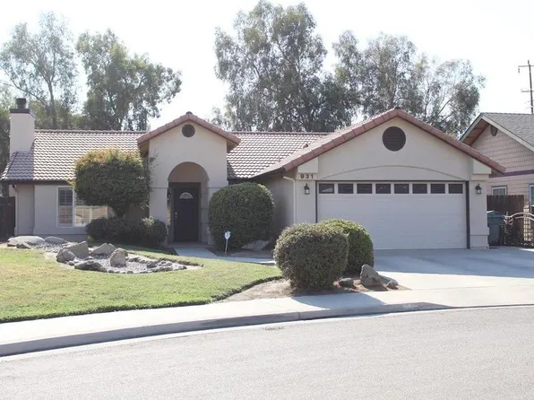 931 N Manzanita St, Visalia, CA 93292