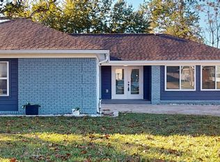 911 Rue De La Savoie, Mary Esther, FL 32569