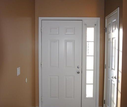 4th image of 7888 Westside Dr