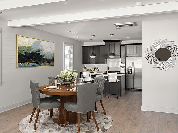 4th image of 504 Edwin St #13