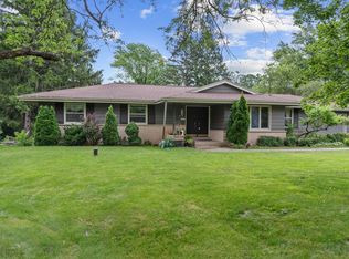 11532 N Mulberry Dr, Mequon, WI 53092
