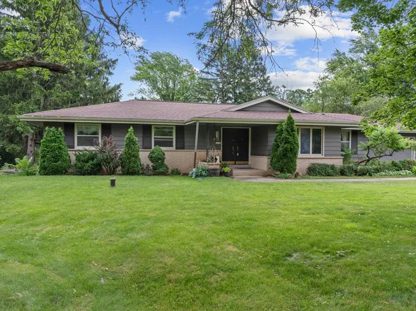 11532 North Mulberry DRIVE, Mequon, WI 53092