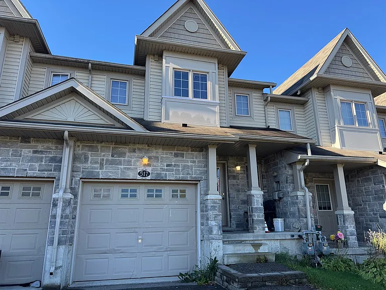 517 Northbrook Pl — Photo 1