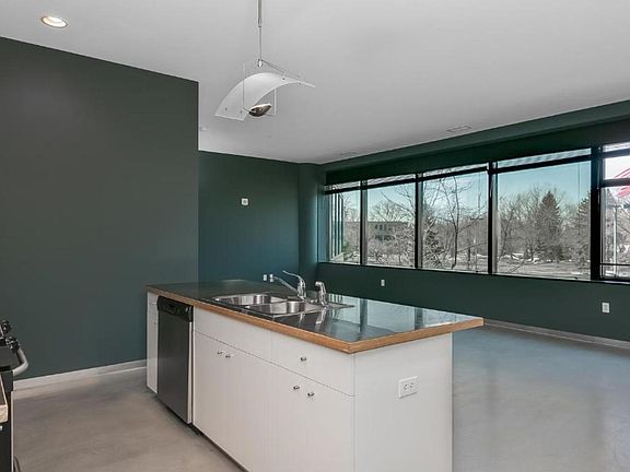 5th image of 5601 Smetana Dr Unit 202