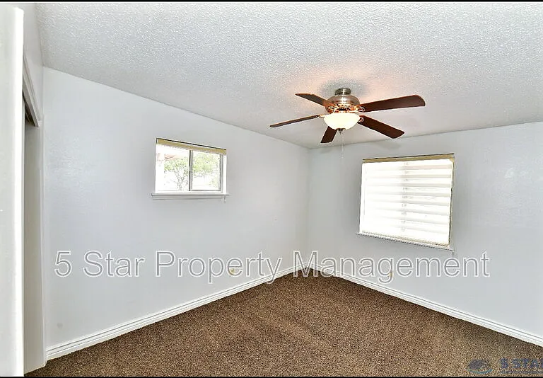 10565 Murphy St — Photo 28