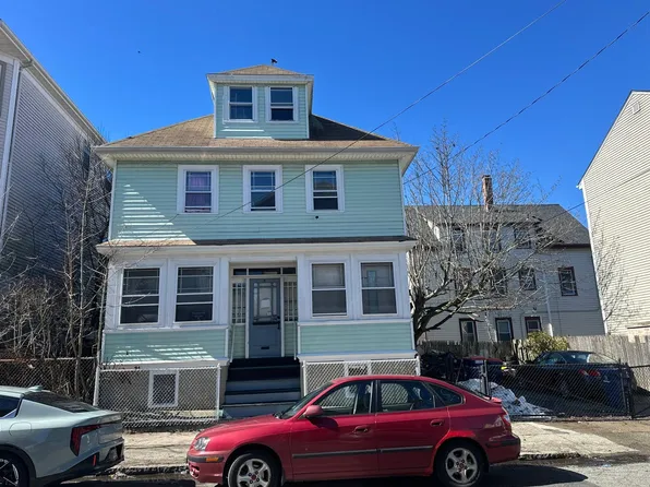 5 Roosevelt St, New Bedford, MA 02744