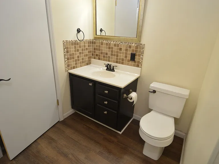 2258 Knightsbridge Ct — Photo 25