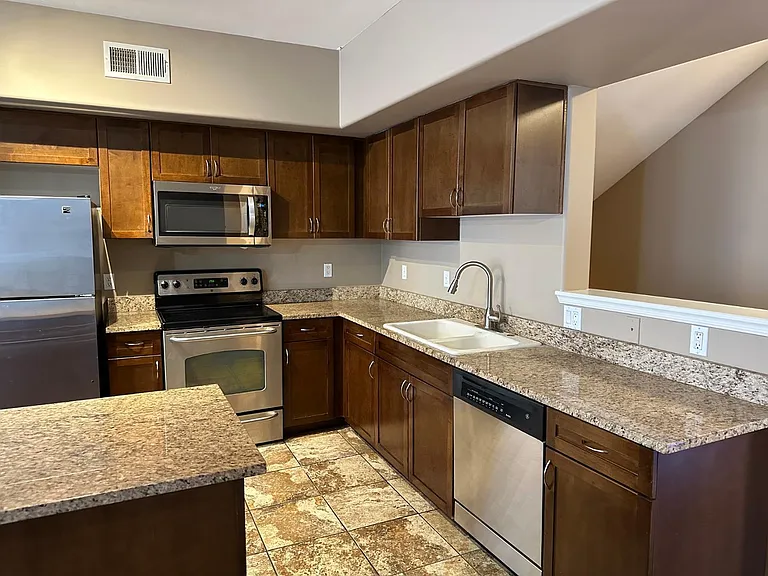 1920 E Bell Rd #1140 — Photo 21