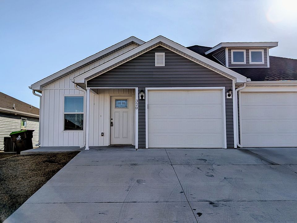 2nd image of 320 Alex Jordan Dr