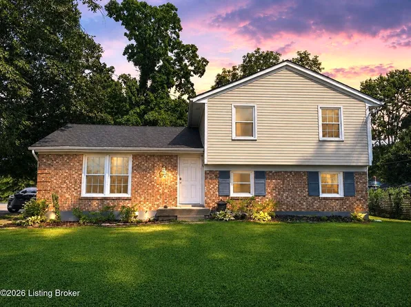 3301 Stony Brook Dr, Jeffersontown, KY 40299