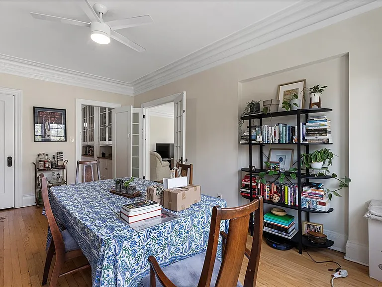 5331 S Cornell Ave #3 — Photo 5