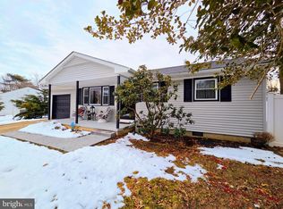 203 Lake Placid Dr, Little Egg Harbor, NJ 08087