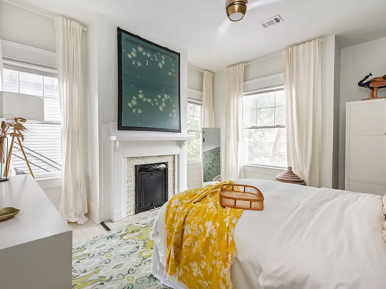 450 N Highland Ave NE #2 — Photo 39