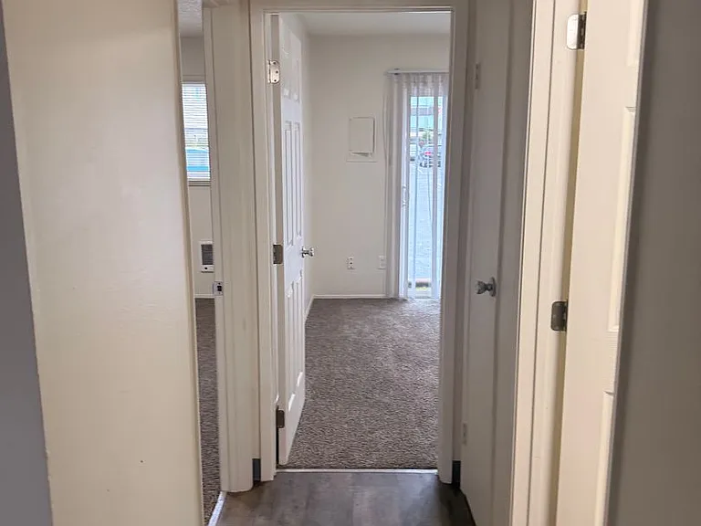 S815 - Star Apartments — Photo 28