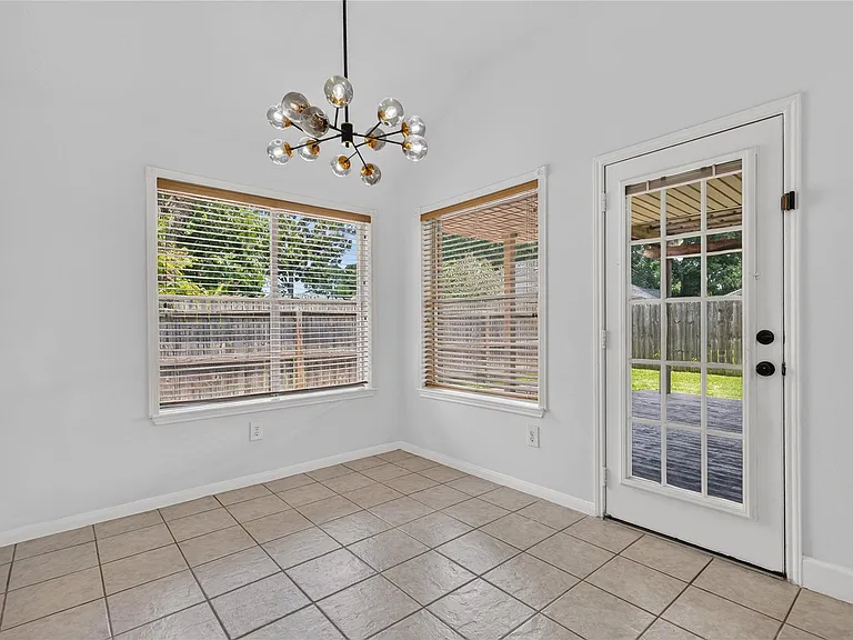 7206 Glen Rosa Dr — Photo 23