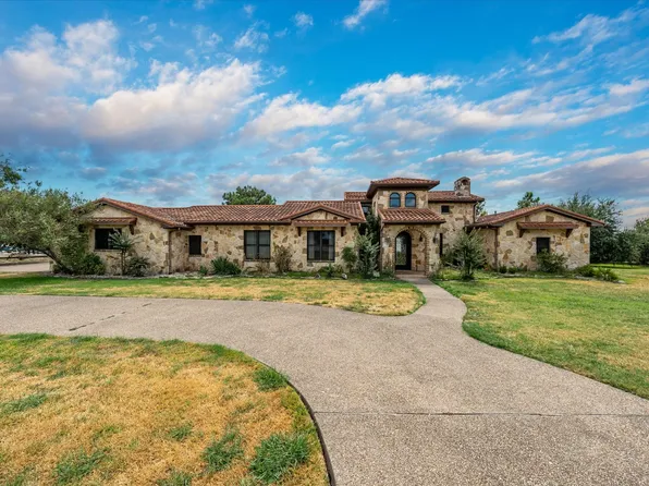 1160 The Shores Dr, Corsicana, TX 75109