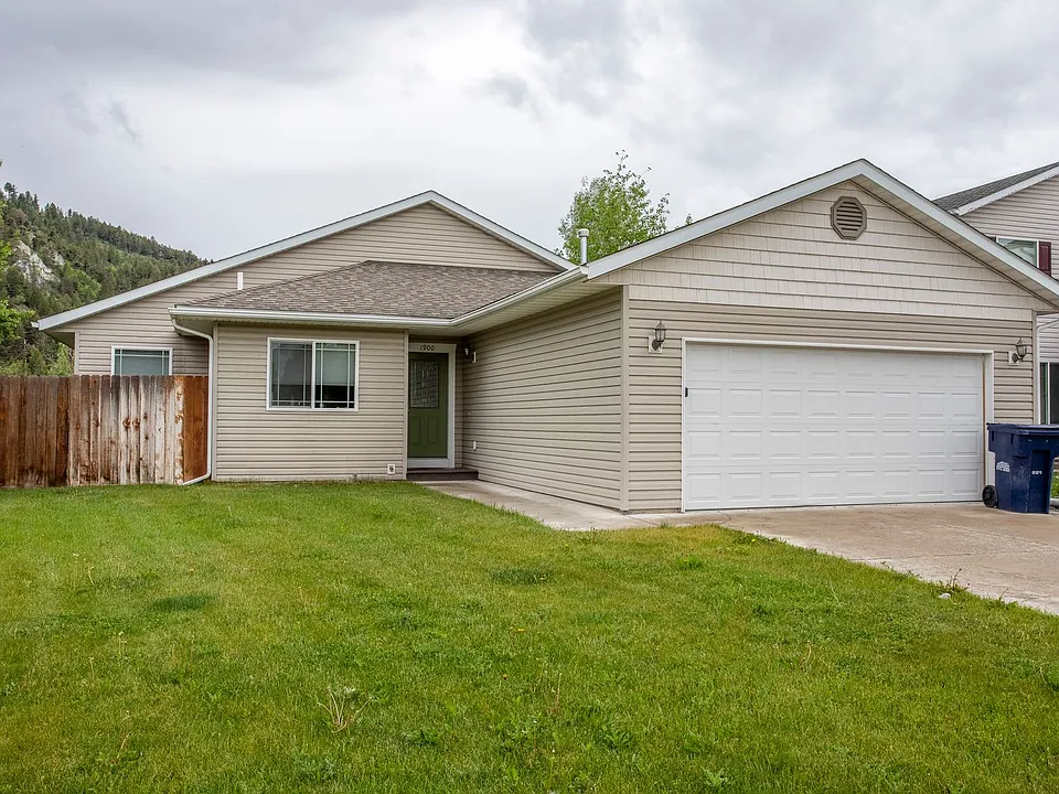 1900 Teal Dr