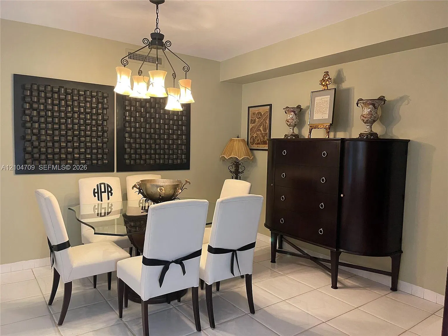 2 bed, 2.0 bath, $5,000 — Photo 2