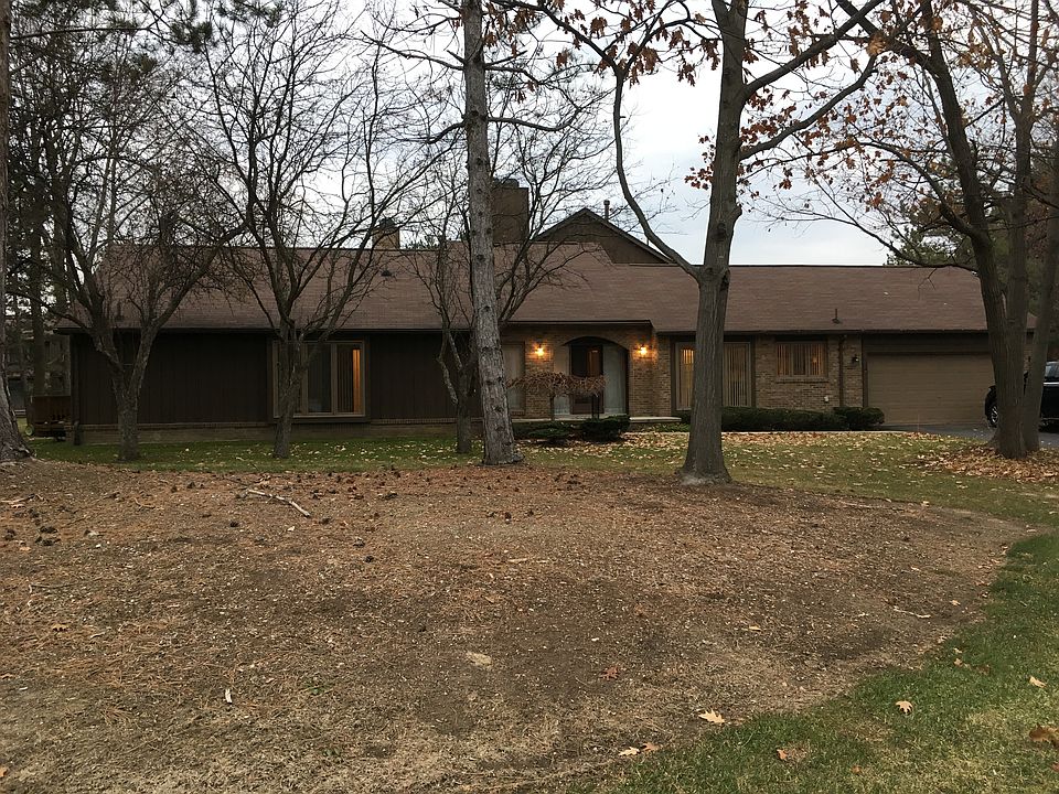1st image of 23705 Overlook Cir #1