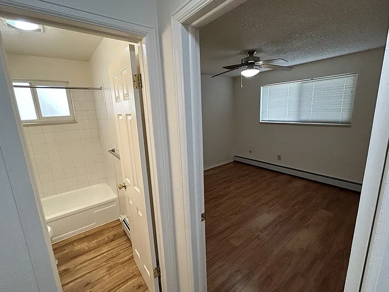 505 W Geneseo St #C — Photo 5