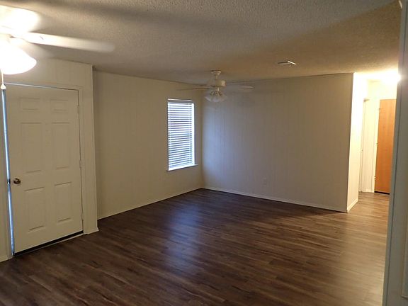 3rd image of 205 W Alene Dr